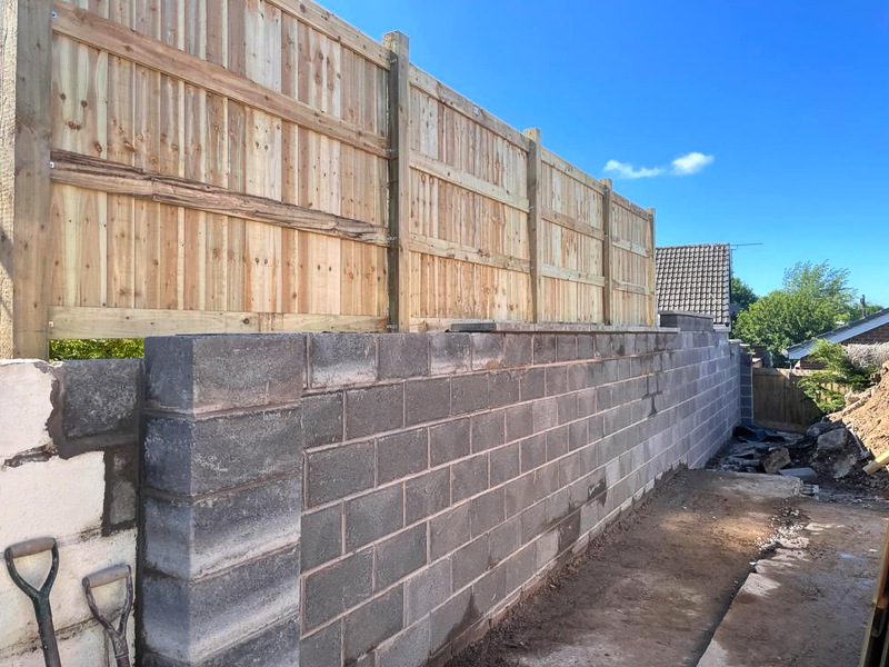 Retaining Wall Builder. Flintshire